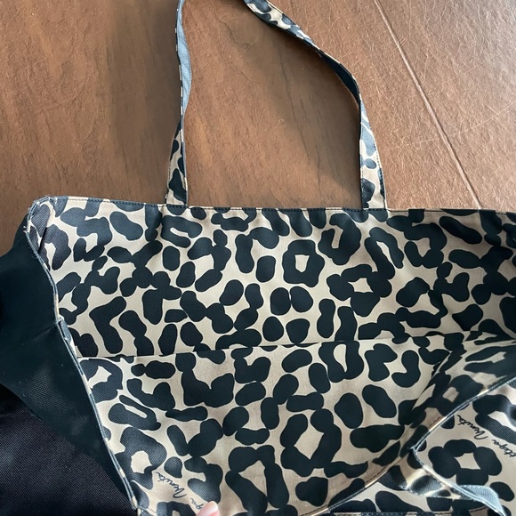 Bottega Veneta tote and zippered bag - Picture 4 of 4